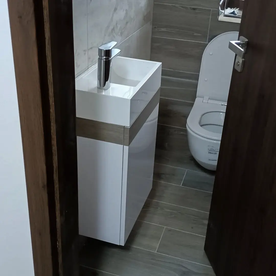 Umyvadlová skříňka do WC
